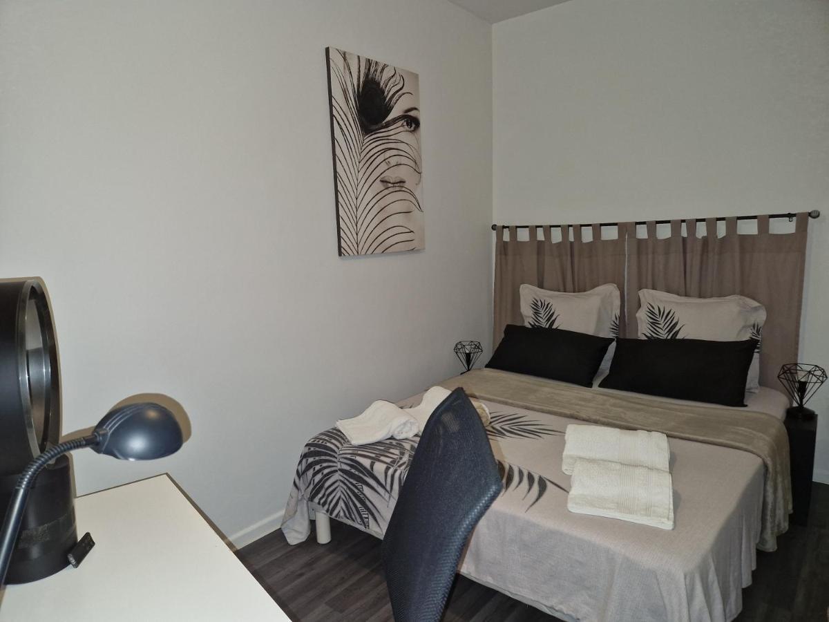 Nice Charmant 3 Pieces Proche Mer Parking Buitenkant foto